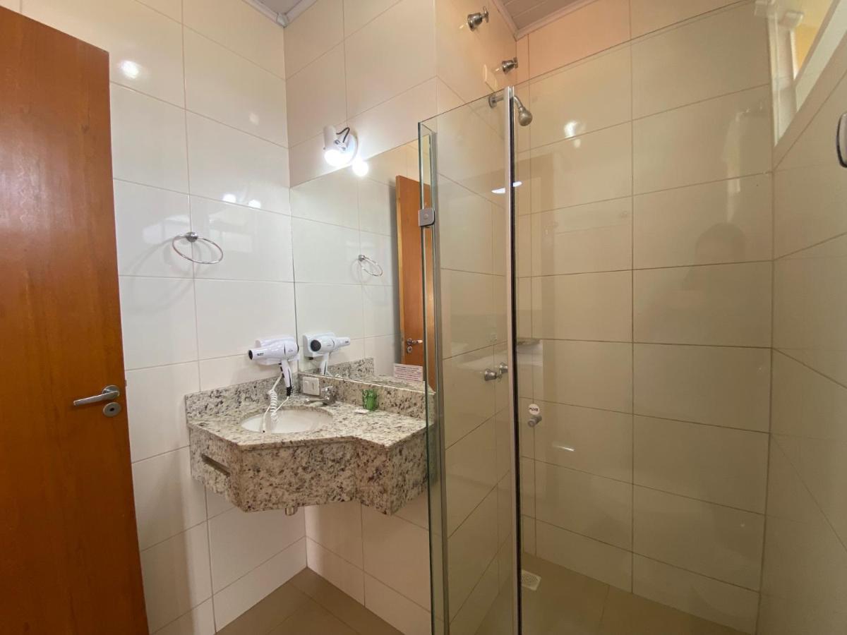 Kanoa Hotel Santo Antônio da Platina Extérieur photo