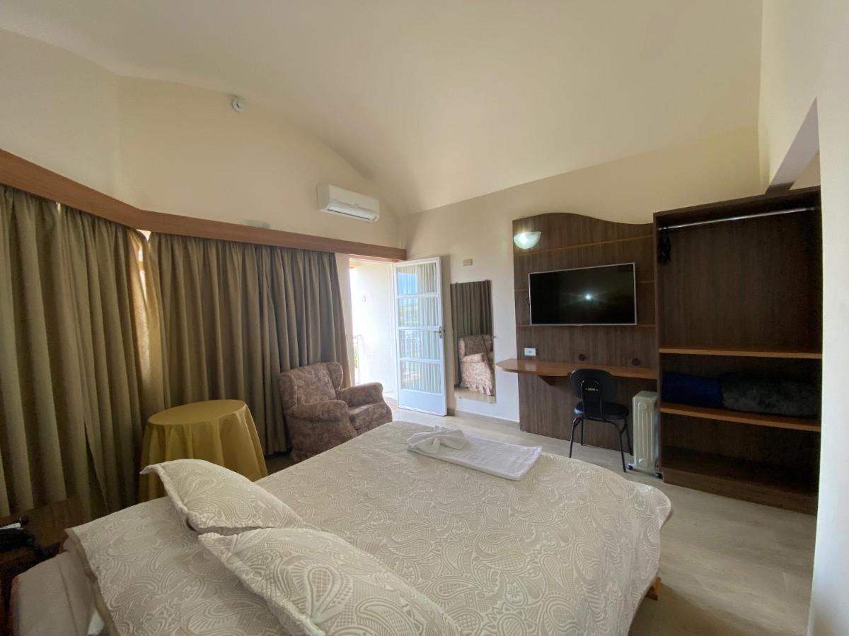 Kanoa Hotel Santo Antônio da Platina Extérieur photo